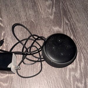 Black Smart Speaker with Charger